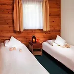 Bajkowy Zakatek Guzowy Piec