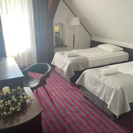 Bajkowy Zakątek Guzowy Piec
