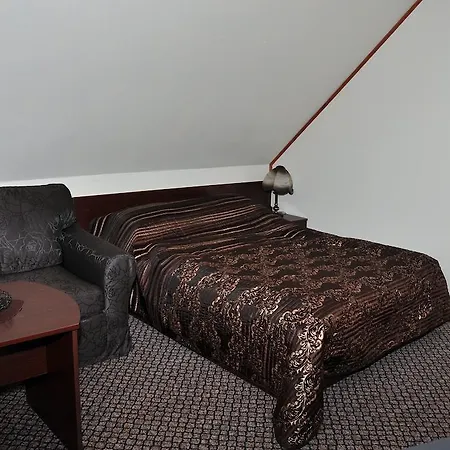 Bajkowy Zakatek Guzowy Piec