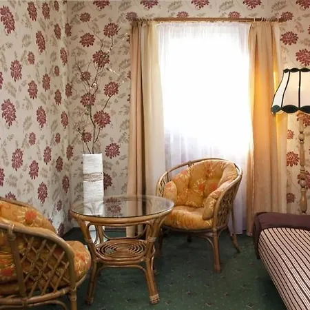 Hotel Bajkowy Zakatek 3*